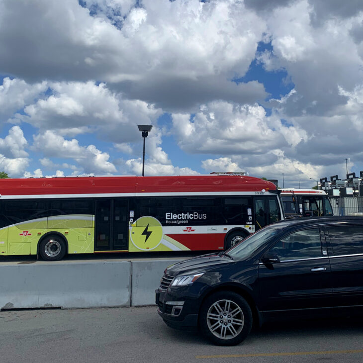 bus électrique de la ville de Toronto