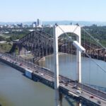 Supervision of work on the Pierre-Laporte bridge - aerial view of the construction site