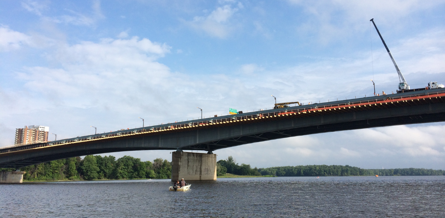 Réhabilitation de la structure du pont Macdonald-Cartier