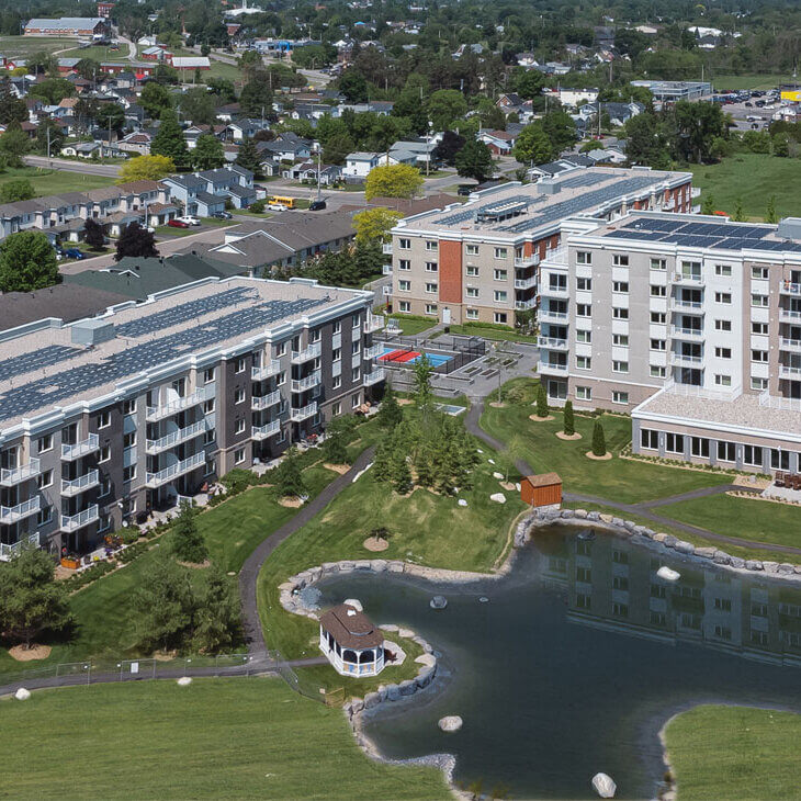 Conception du Lépine Lodge, un ensemble résidentiel intégré à Renfrew
